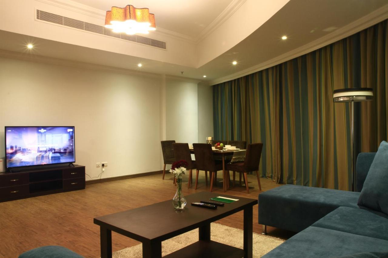 דוחה Magnum Hotel & Suites West Bay מראה חיצוני תמונה