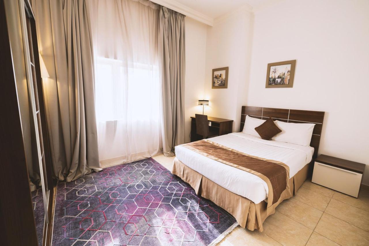 דוחה Magnum Hotel & Suites West Bay מראה חיצוני תמונה