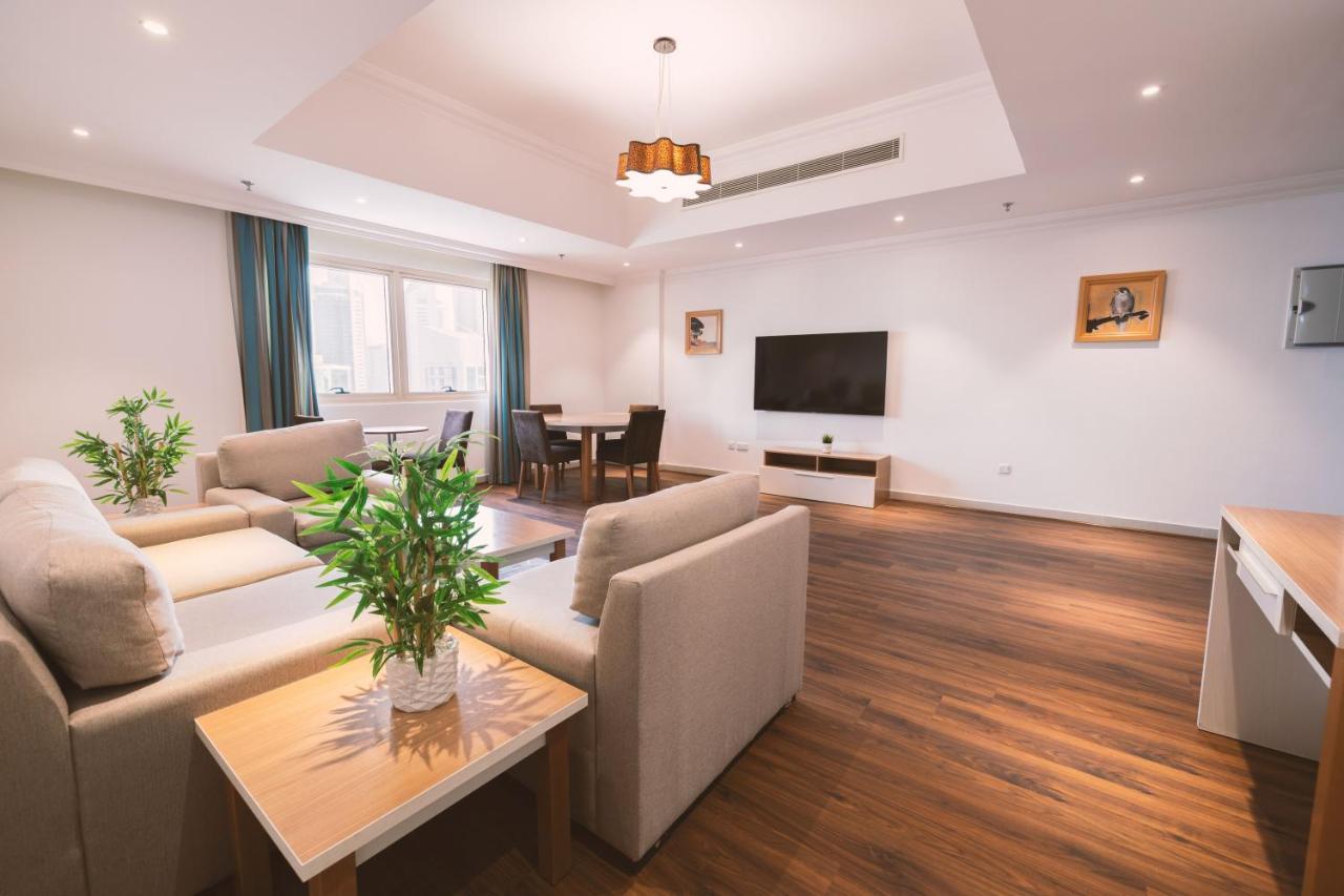 דוחה Magnum Hotel & Suites West Bay מראה חיצוני תמונה