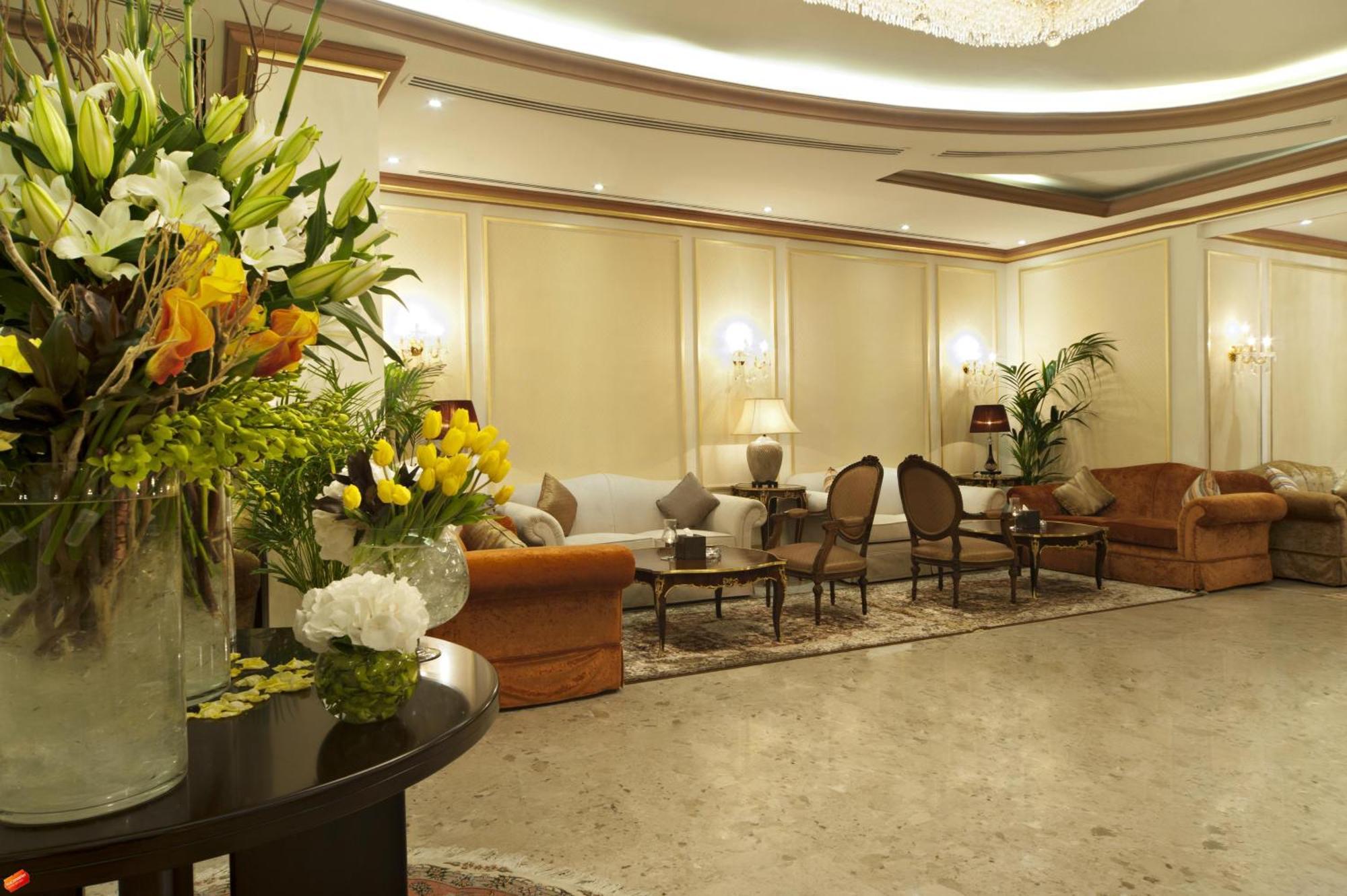 דוחה Magnum Hotel & Suites West Bay מראה פנימי תמונה