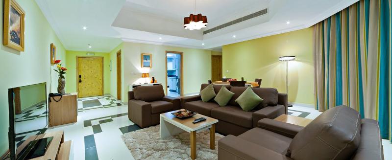 דוחה Magnum Hotel & Suites West Bay מראה חיצוני תמונה
